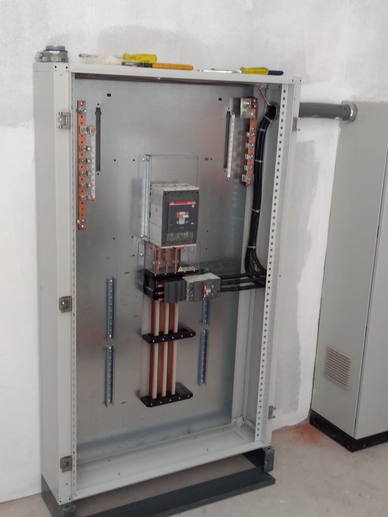 Instalaciones Eléctricas Industriales
